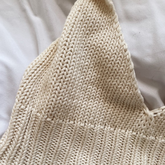 Cream/beige urban outfitters small top - Picture 2 of 3